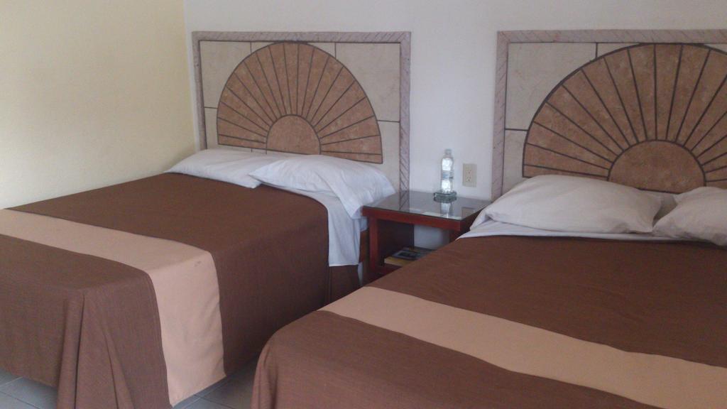 Hotel Albatros Palace Manzanillo Pokoj fotografie